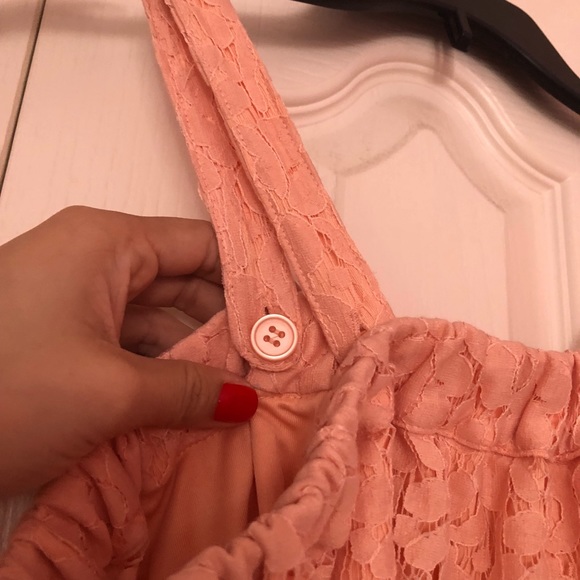 SOLD!!! 🍑 Kensie Off Shoulder Lacey Top 🍑 - Picture 6 of 6